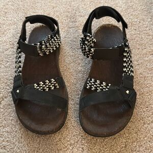 Merrell Sandals - EUC!